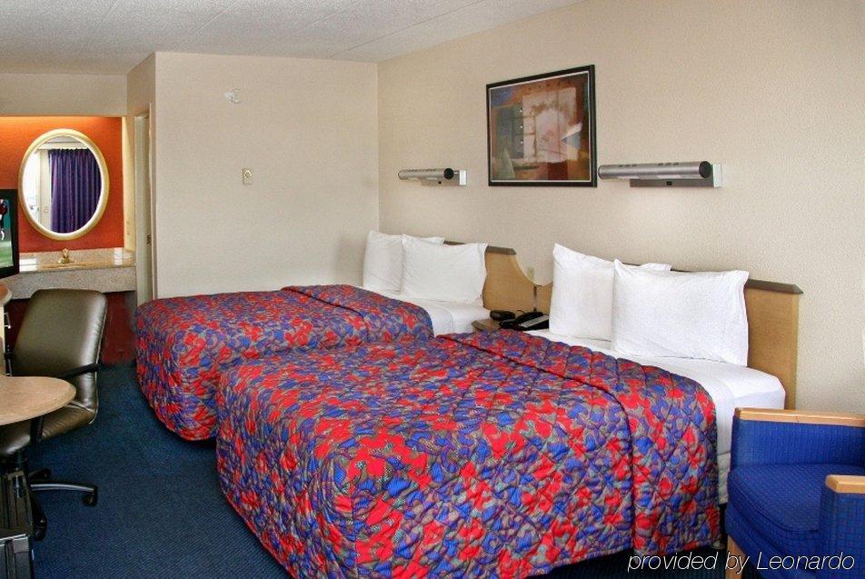 Red Roof Inn Jacksonville Airport Bagian luar foto