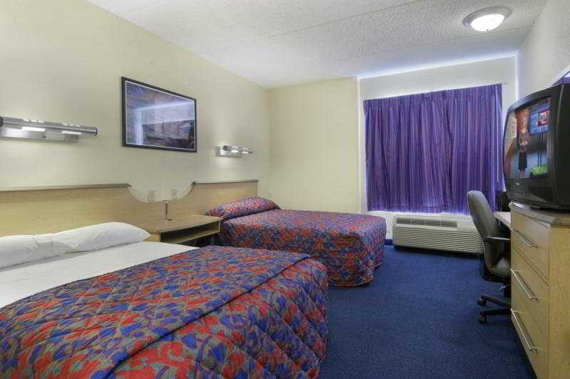 Red Roof Inn Jacksonville Airport Bagian luar foto